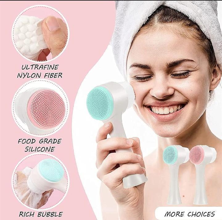 Glow-Boosting Facial Cleansing Brush 🧖‍♀️✨💧